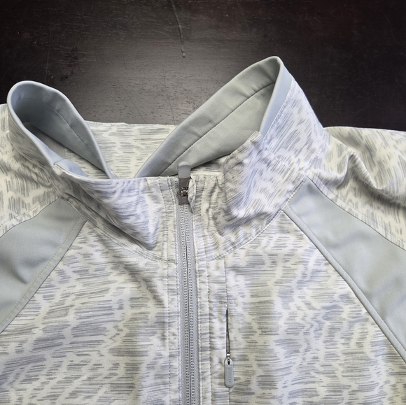 Athleta Womens 3X Full Zip Athletic Jacket Sage Green White Abstract Print - Picture 4 of 5
